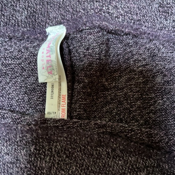 Free People knit slouch leggings. Size XS - Picture 3 of 4